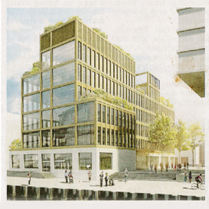 Moderne Bürogebäude mit großzügigen Fenstern und begrünten Dachterrassen. Menschen bewegen sich um das Gebäude herum, einige stehen auf einer Treppe. Der Bereich ist urban und hell gestaltet, mit vielen Pflanzen, die das Gebäude umgeben.