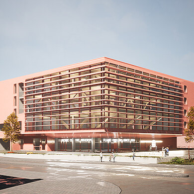 Moderne Architektur eines großen, rechteckigen Gebäudes mit einer markanten Fassade aus Fenstern und horizontalen Holzlamellen. Umgeben von einem Platz mit Bäumen und Fußgängern, strahlt das Gebäude ein zeitgemäßes Design aus. Blauer Himmel im Hintergrund.